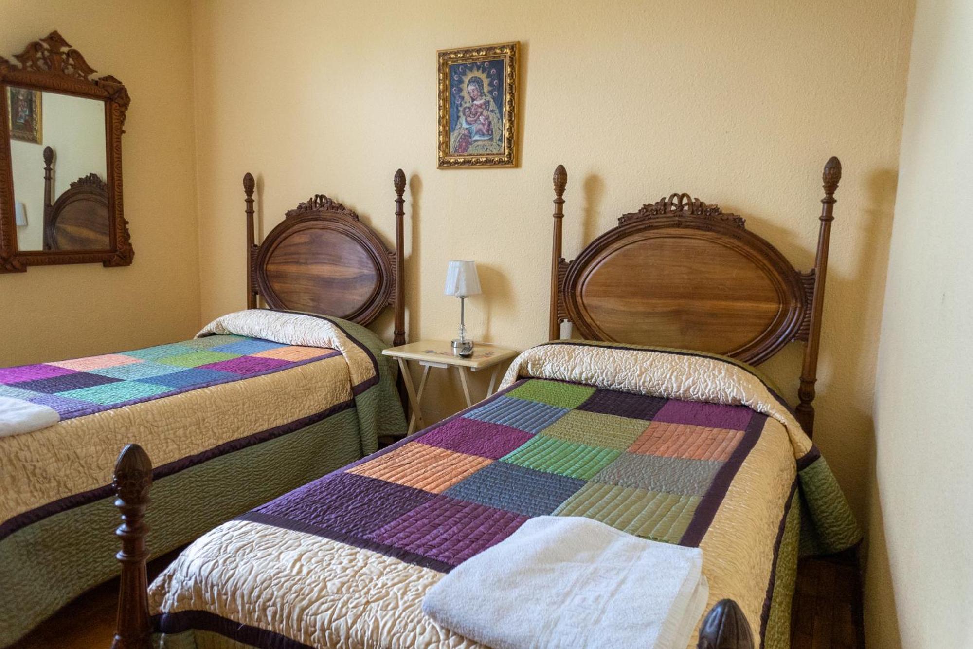 Dona Elvira Y Dona Sol Villa Vivar del Cid Екстериор снимка