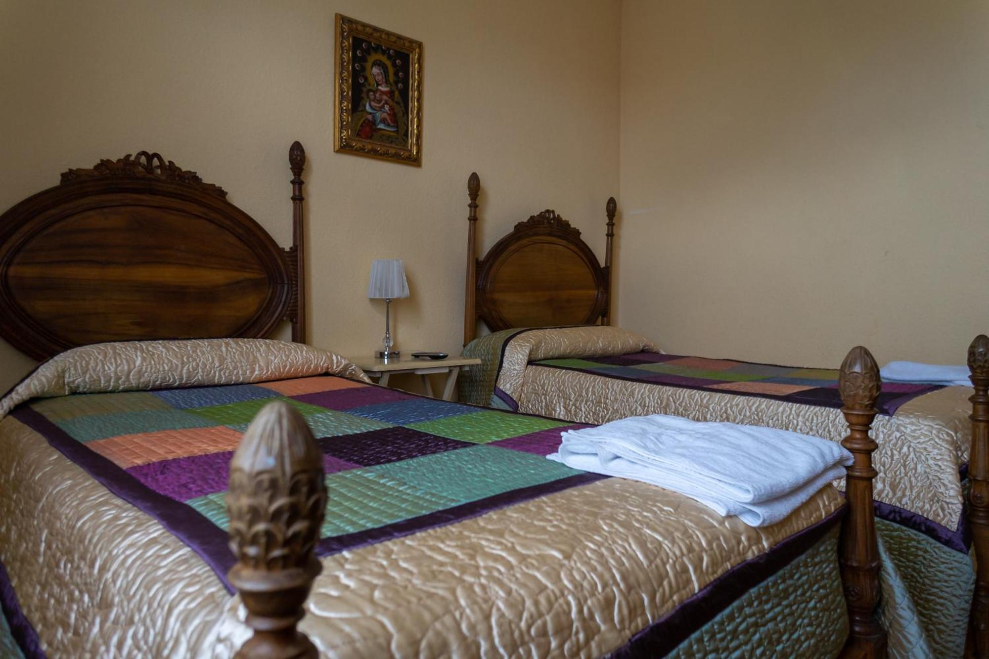 Dona Elvira Y Dona Sol Villa Vivar del Cid Екстериор снимка